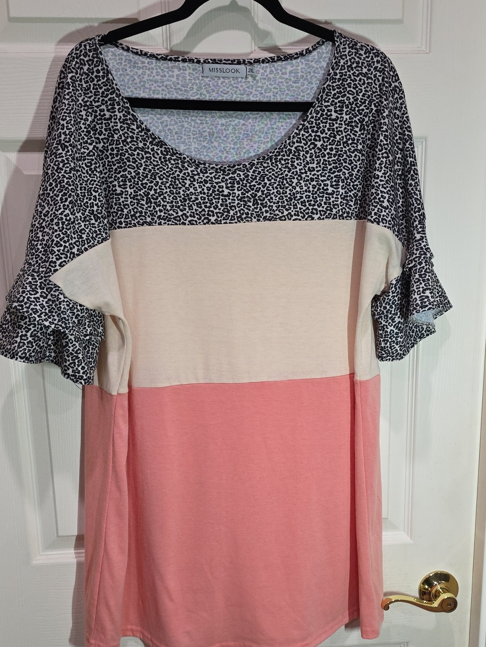 MISSLOOK Pink, Cream & Black Leopard Colorblock Ruffle Sleeve Tunic